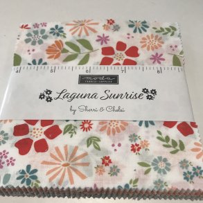 Moda, Laguna Sunrise, charm pack