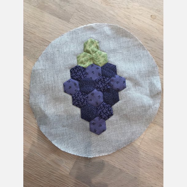 Kaffebrik med vindruer